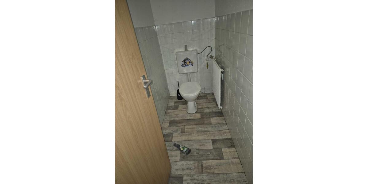 Einfamilienhaus Ihlow - 5 Zimmer, 175 m&sup2;, 800&euro; | Angebot:25971902