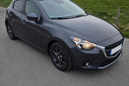 Mazda 2 95.373 km 7.500 &euro; Halbemond 26524