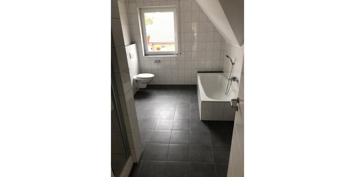 Doppelhaushälfte Westoverledingen - 4 Zimmer, 120 m&sup2;, 299.000&euro; | Angebot:25873741
