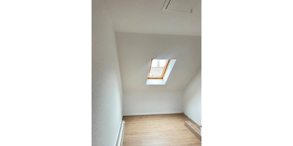 Einfamilienhaus Aurich - 4 Zimmer, 94 m&sup2;, 999&euro; | Angebot:25269581