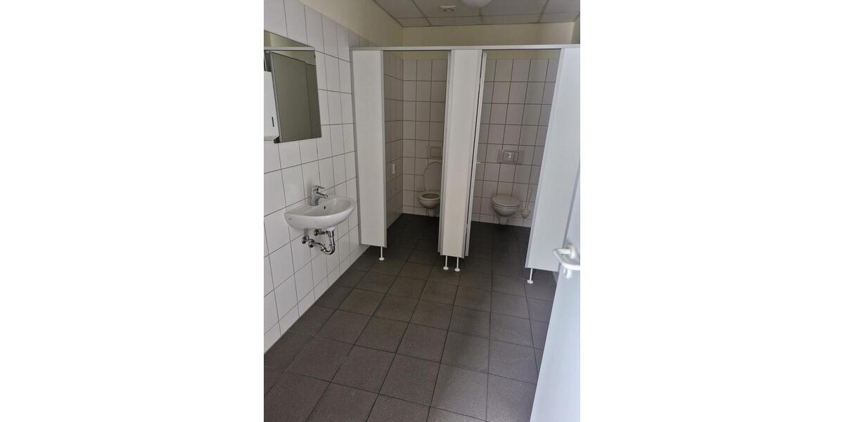 Gewerbeobjekt Emden - 2.200&euro; | Angebot:26657732
