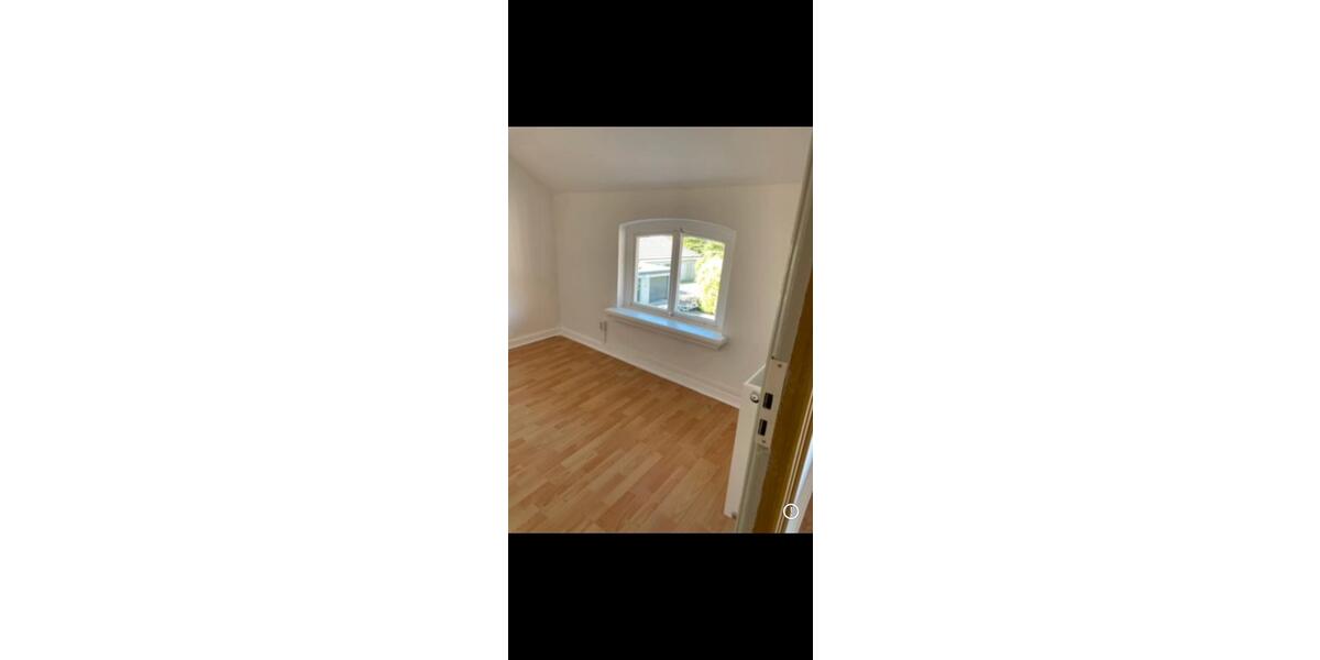 Dachgeschoßwohnung Weener - 1 Zimmer, 12 m&sup2;, 285&euro; | Angebot:26483418