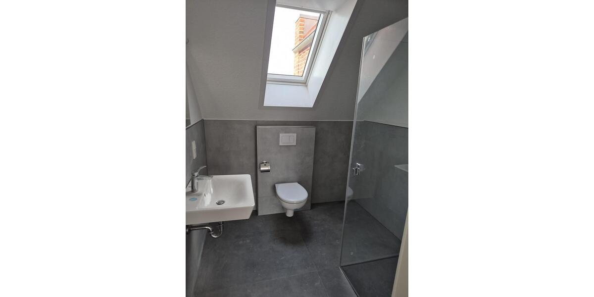 Dachgeschoßwohnung Moormerland - 3 Zimmer, 78 m&sup2;, 875&euro; | Angebot:26528640