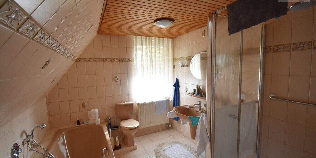 Einfamilienhaus Südbrookmerland / Moordorf Moordorf - 5 Zimmer, 150 m&sup2;, 419.000&euro; | Angebot:25770830