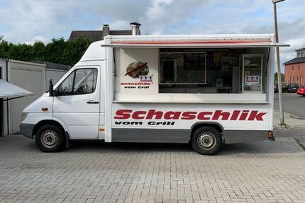 Mercedes-Benz Sprinter 182.000 km 5.999 &euro; Emden 26725