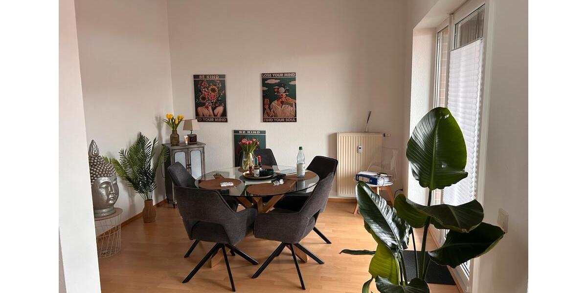 Etagenwohnung Aurich - 2.5 Zimmer, 80 m&sup2;, 1.100&euro; | Angebot:25933191