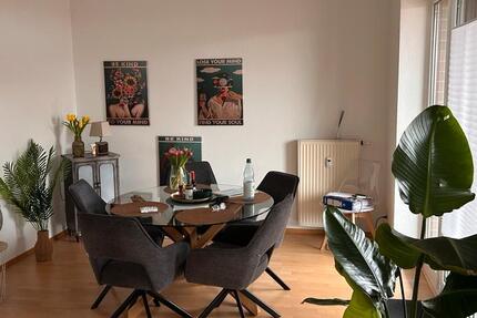 Wohnung Aurich - 2.5 Zimmer, 80 m&sup2;, 1.100&euro; | Angebot:25933191