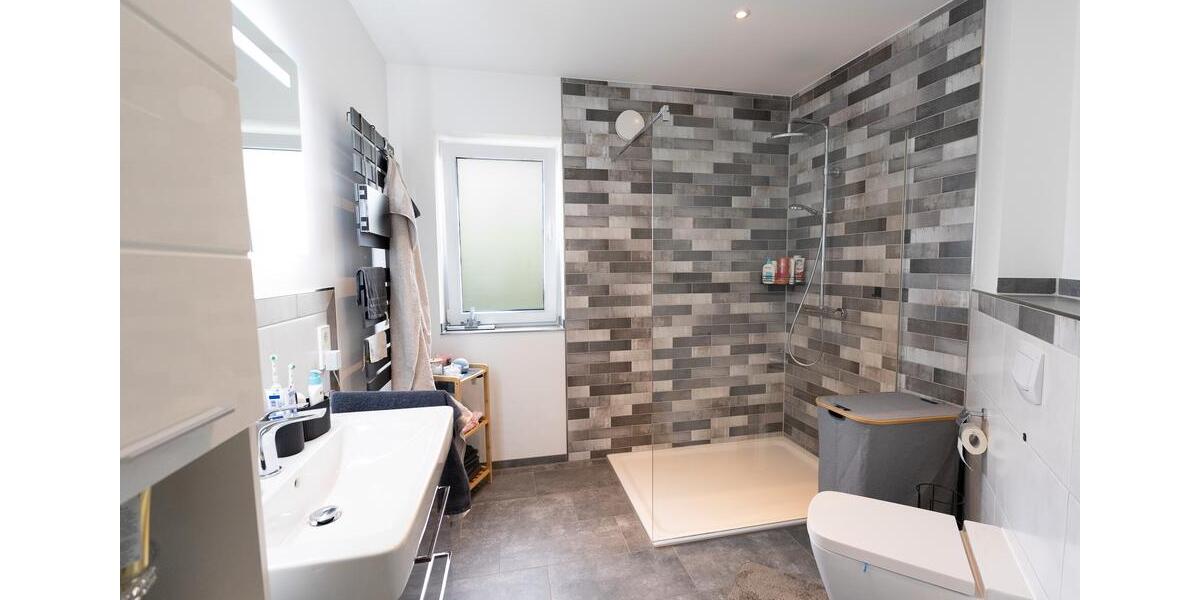 Erdgeschoßwohnung Aurich - 2 Zimmer, 70 m&sup2;, 800&euro; | Angebot:26660316