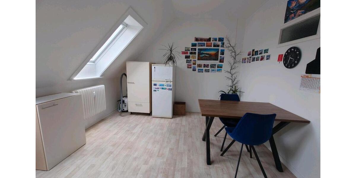 Dachgeschoßwohnung Emden - 2 Zimmer, 57 m&sup2;, 495&euro; | Angebot:24570503