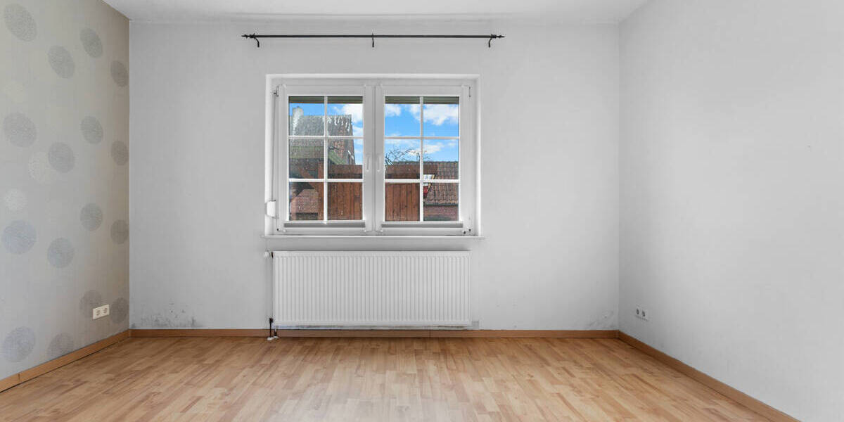 Einfamilienhaus Krummhörn Uttum - 5 Zimmer, 100 m&sup2;, 195.000&euro; | Angebot:25957188