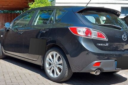 Mazda 3 221.000 km 3.200 &euro; Leer 26789