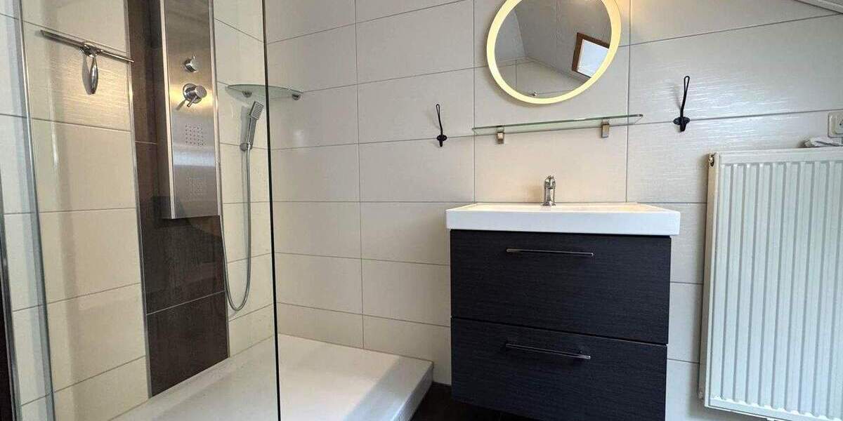 Einfamilienhaus Hage Berum - 5 Zimmer, 216 m&sup2;, 449.000&euro; | Angebot:25689862