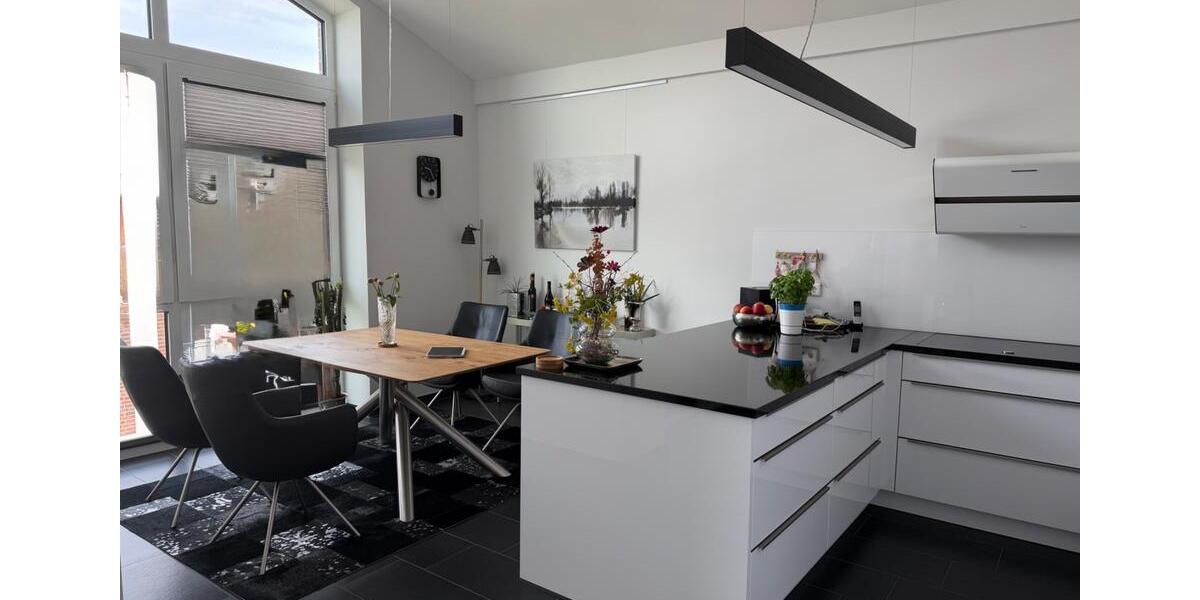 Dachgeschoßwohnung Norden - 2 Zimmer, 92 m&sup2;, 529.000&euro; | Angebot:27040236