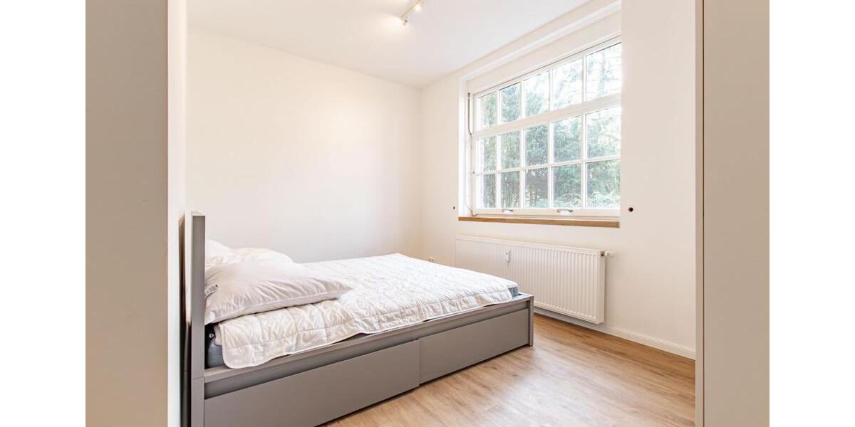 Erdgeschoßwohnung Emden Tholenswehr - 3 Zimmer, 138 m&sup2;, 1.480&euro; | Angebot:25855455