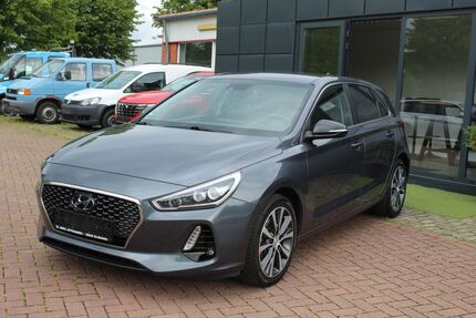 Hyundai i30 157.855 km 9.990 &euro; Großefehn 26629