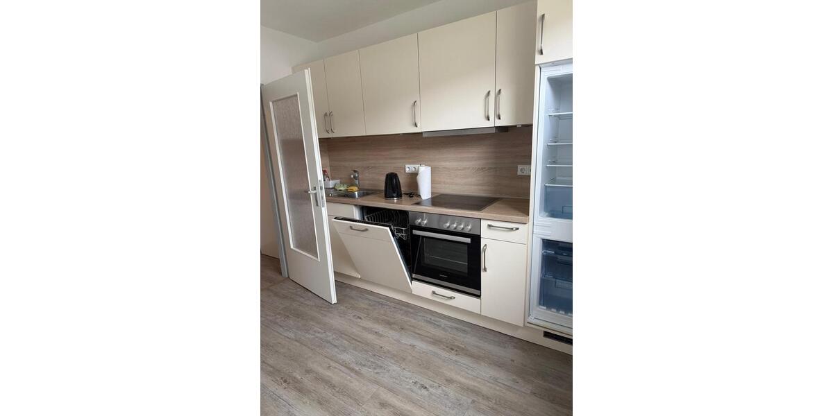 Etagenwohnung Leer (Ostfriesland) - 3 Zimmer, 80 m&sup2;, 750&euro; | Angebot:25903332