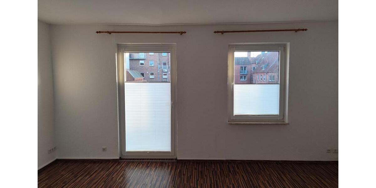 Etagenwohnung Emden - 2 Zimmer, 70 m&sup2;, 580&euro; | Angebot:25309995