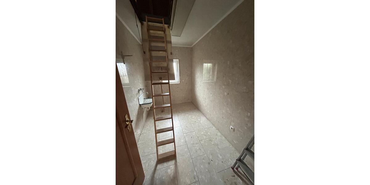 Einfamilienhaus Emden Tholenswehr - 3 Zimmer, 107 m&sup2;, 1.200&euro; | Angebot:26047162