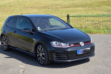 VW Golf 107.000 km 14.999 &euro; Weener 26826