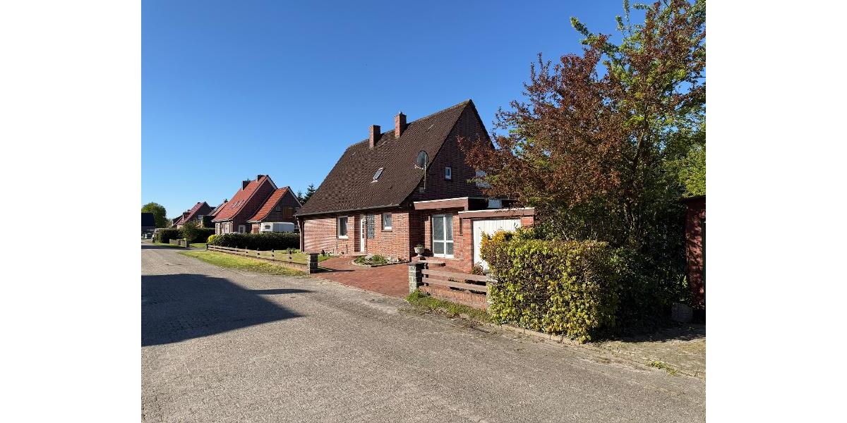 Großes Einfamilienhaus in Osteel (SG Brookmwerland) (Mindestgebot: 239.000 EUR) - Einfamilienhaus Osteel | Angebot:26477965