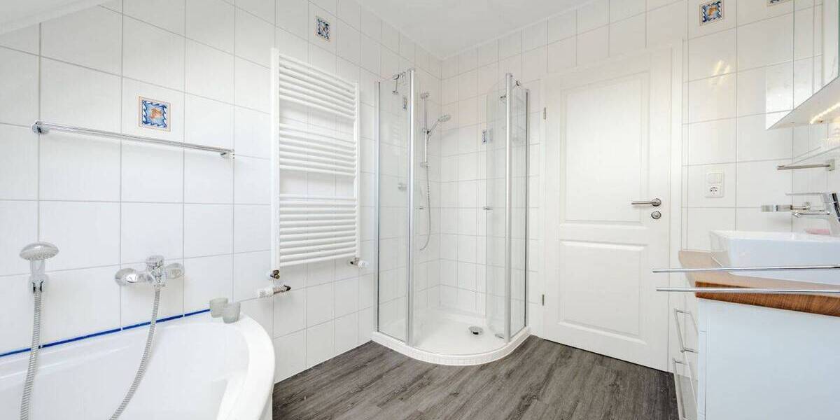 Einfamilienhaus Emden Wolthusen - 6 Zimmer, 143 m&sup2;, 429.000&euro; | Angebot:25970228