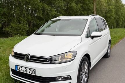 VW Touran 115.500 km 15.990 &euro; Moormerland 26802