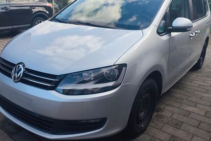 VW Sharan 407.000 km 7.650 &euro; Südbrookmerland 26624