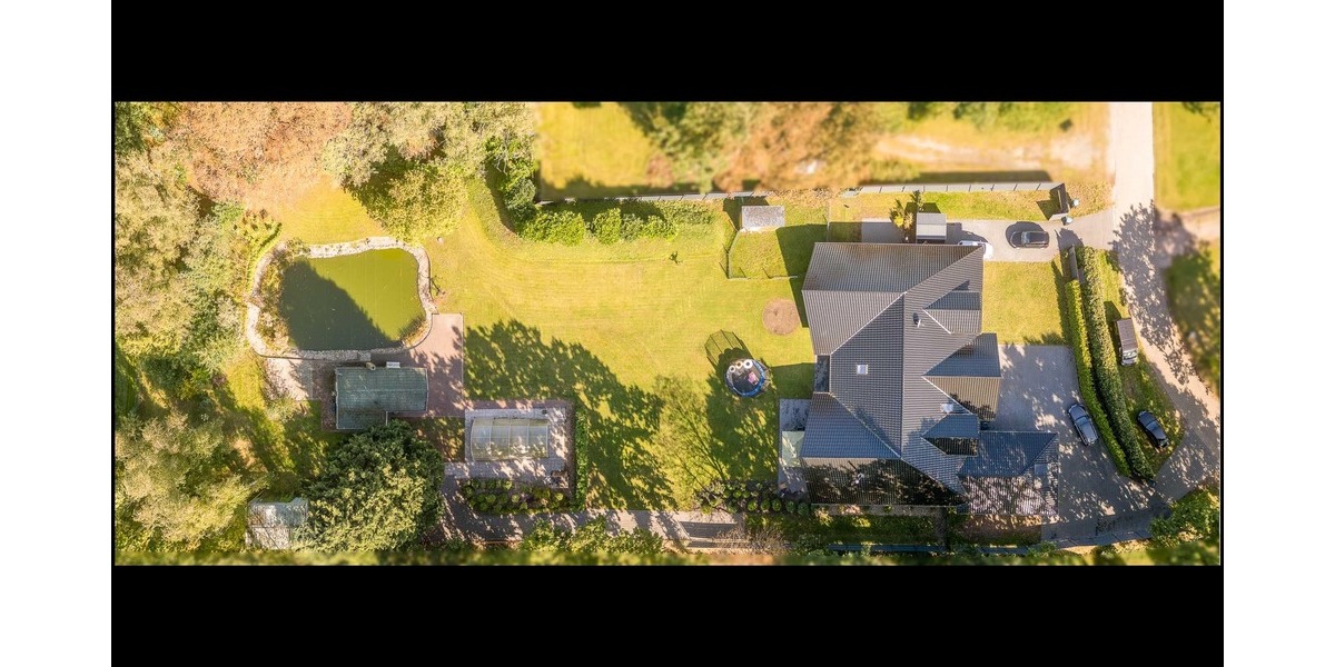 ***Modernes Anwesen - Haus mit Einliegerwohnung auf ca. 4.900 m² Grundstück mit Teich in Flachsmeer*** - Einfamilienhaus Westoverledingen | Angebot:23273632