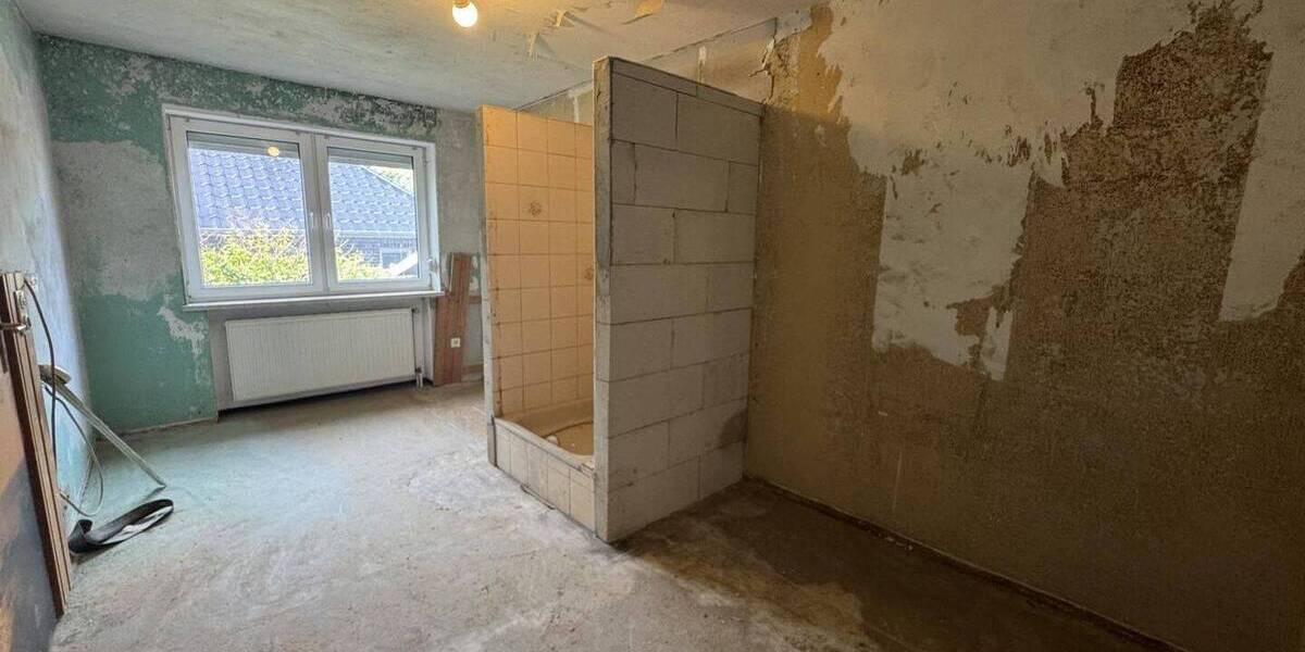 Mehrfamilienhaus, Wohnhaus Hage - 8 Zimmer, 246 m&sup2;, 238.000&euro; | Angebot:26712820