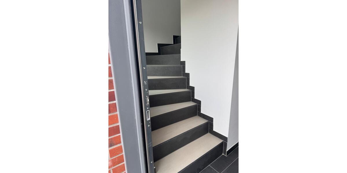Einfamilienhaus Emden Tholenswehr - 4 Zimmer, 150 m&sup2;, 1.250&euro; | Angebot:27613395