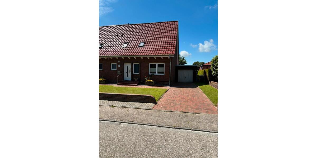 Doppelhaushälfte Norden - 4 Zimmer, 100 m&sup2;, 825&euro; | Angebot:26690434