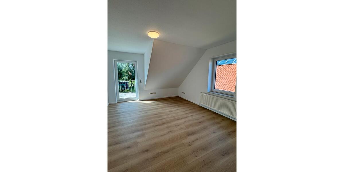 Dachgeschoßwohnung Westerholt - 3 Zimmer, 65 m&sup2;, 850&euro; | Angebot:25268084