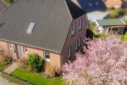 Haus Emden Wolthusen - 6 Zimmer, 143 m&sup2;, 429.000&euro; | Angebot:25970228