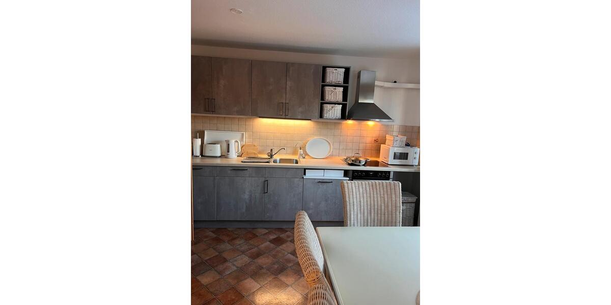 Etagenwohnung Aurich Egels und Wallinghausen - 5 Zimmer, 95 m&sup2;, 650&euro; | Angebot:25948848