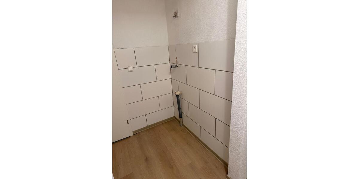 Etagenwohnung Bunde - 3 Zimmer, 120 m&sup2;, 950&euro; | Angebot:25026849