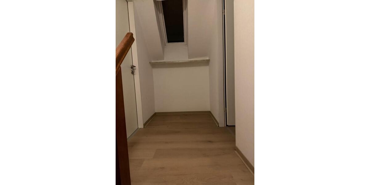 Etagenwohnung Bunde - 3 Zimmer, 120 m&sup2;, 950&euro; | Angebot:25026849