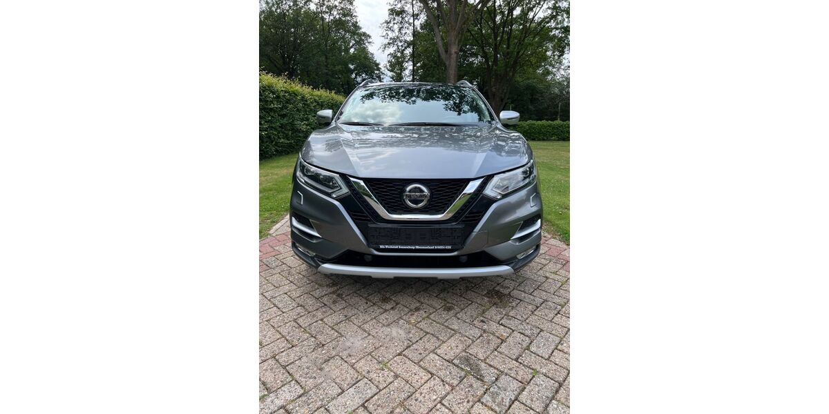 Nissan Qashqai 115.000 km 16.000 &euro; Leer 26789