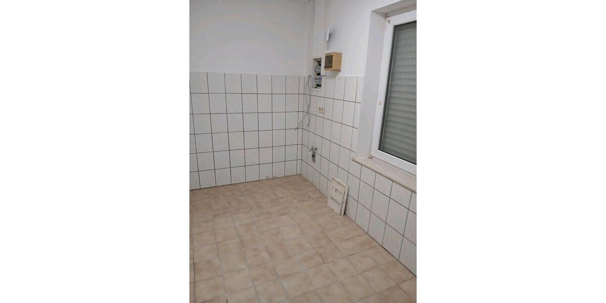 Etagenwohnung Bunde - 4 Zimmer, 110 m&sup2;, 950&euro; | Angebot:25871546