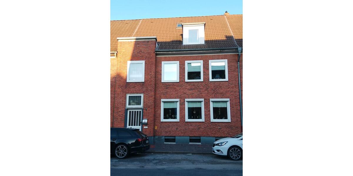 Mehrfamilienhaus, Wohnhaus Emden Tholenswehr - 7.5 Zimmer, 180 m&sup2;, 340.000&euro; | Angebot:25406796