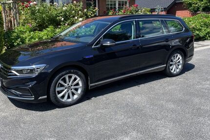 VW Passat Variant 98.000 km 21.900 &euro; Norden 26506