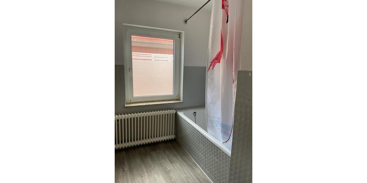 Etagenwohnung Emden - 1 Zimmer, 60 m&sup2;, 570&euro; | Angebot:26663776