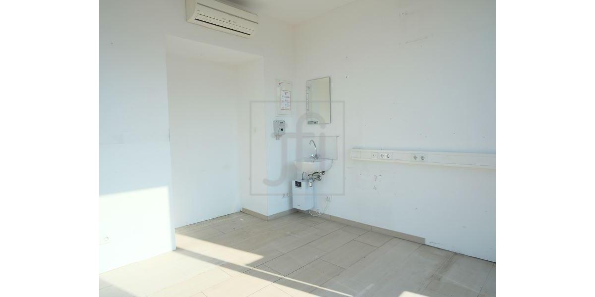 Gewerbeobjekt Leer (Ostfriesland) - 750&euro; | Angebot:24541661