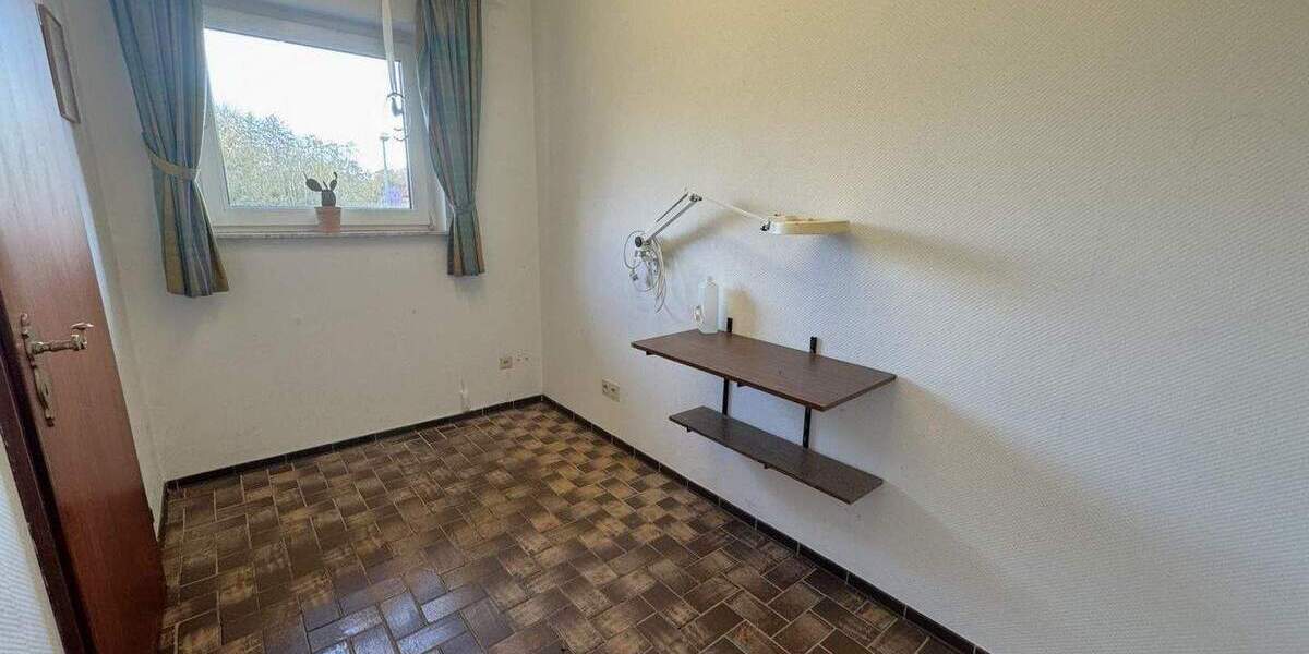 Bungalow Berumbur - 4 Zimmer, 135 m&sup2;, 295.000&euro; | Angebot:25736855