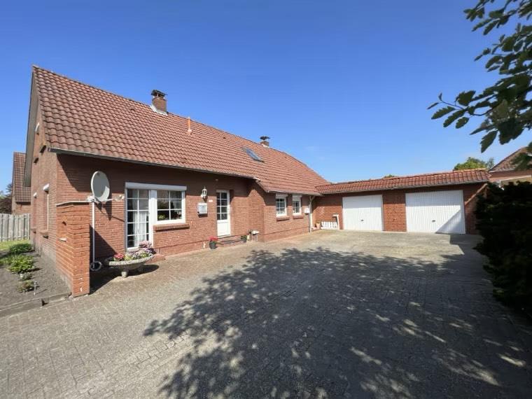 Mehrfamilienhaus, Wohnhaus Hage - 10 Zimmer, 285.000&euro; | Angebot:22963538
