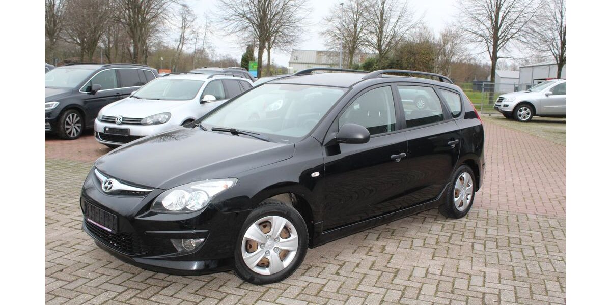 Hyundai i30 189.200 km 1.500 &euro; Großefehn 26629