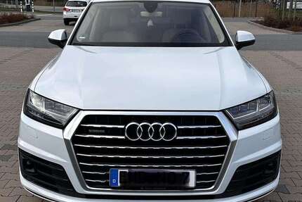 Audi Q7 102.000 km 41.500 &euro; Emden, Stadt 26725