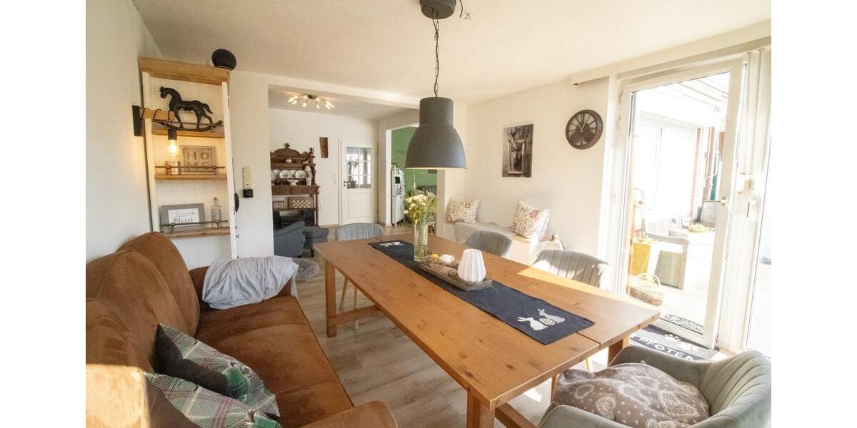 Reihenhaus Emden - 4 Zimmer, 180 m&sup2;, 245.000&euro; | Angebot:25801727