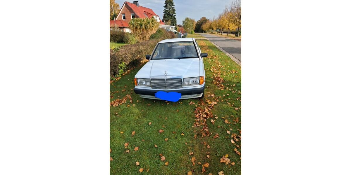 Mercedes-Benz 190 275.400 km 3.999 &euro; Hage 26524