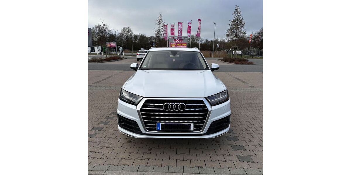 Audi Q7 102.000 km 39.500 &euro; Emden 26725