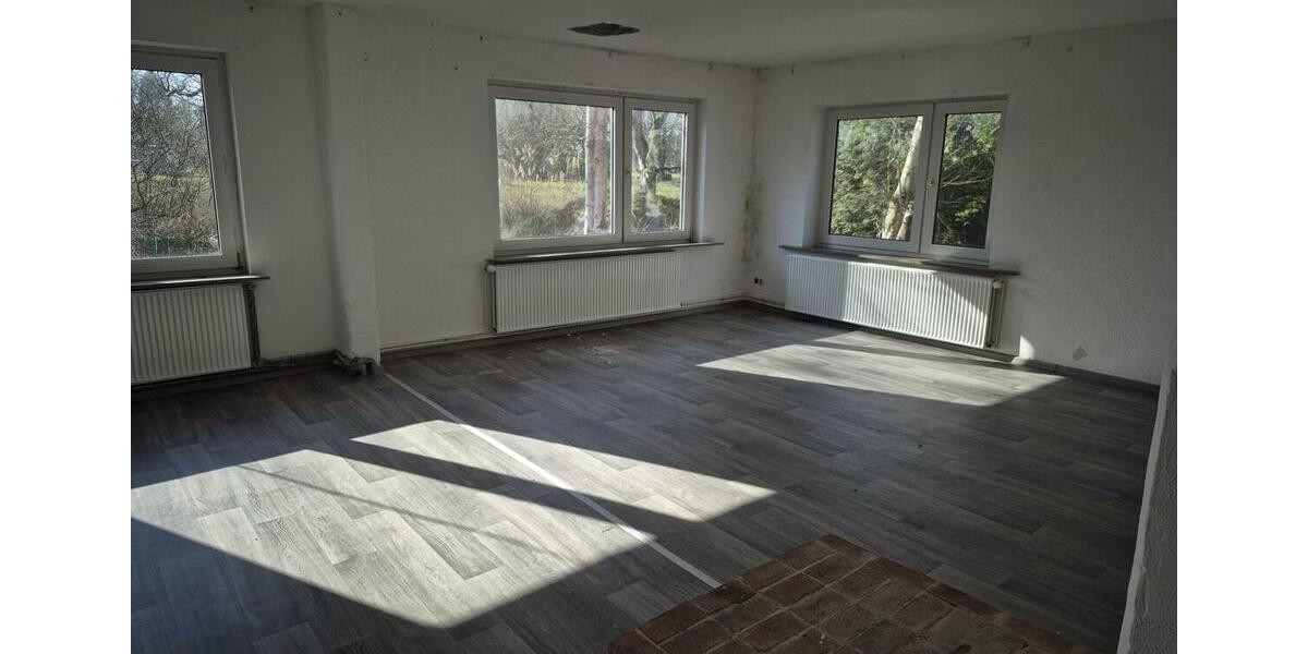 Einfamilienhaus Ihlow - 5 Zimmer, 175 m&sup2;, 800&euro; | Angebot:25971902